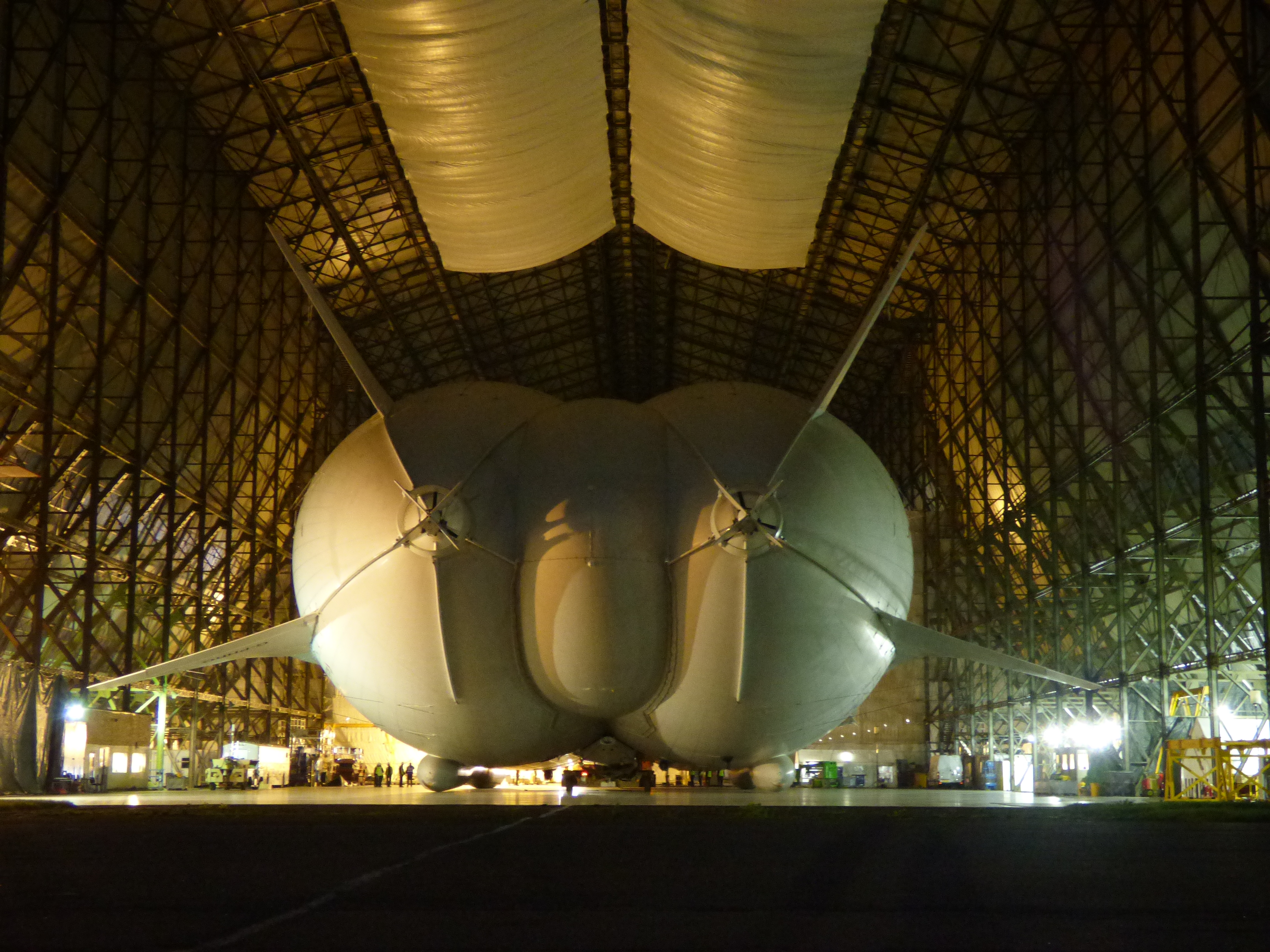 Airlander 10