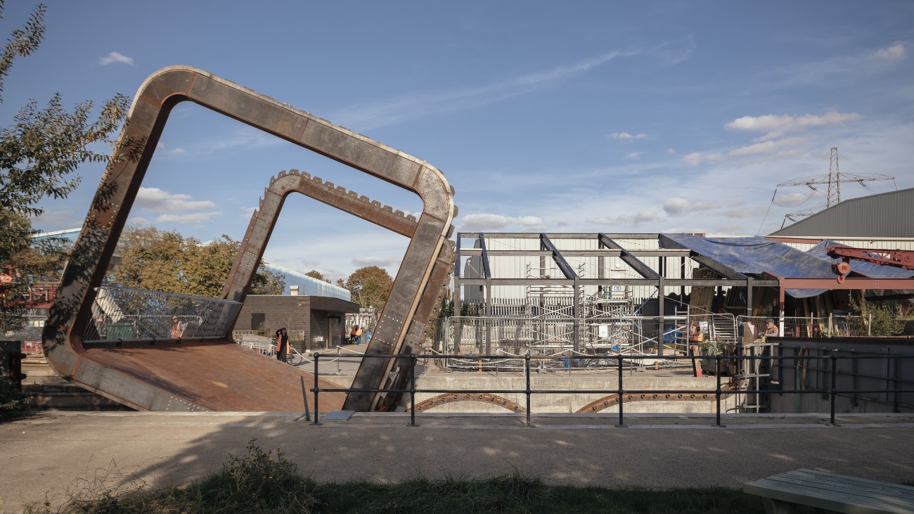 De Cody Dock Rolling Bridge