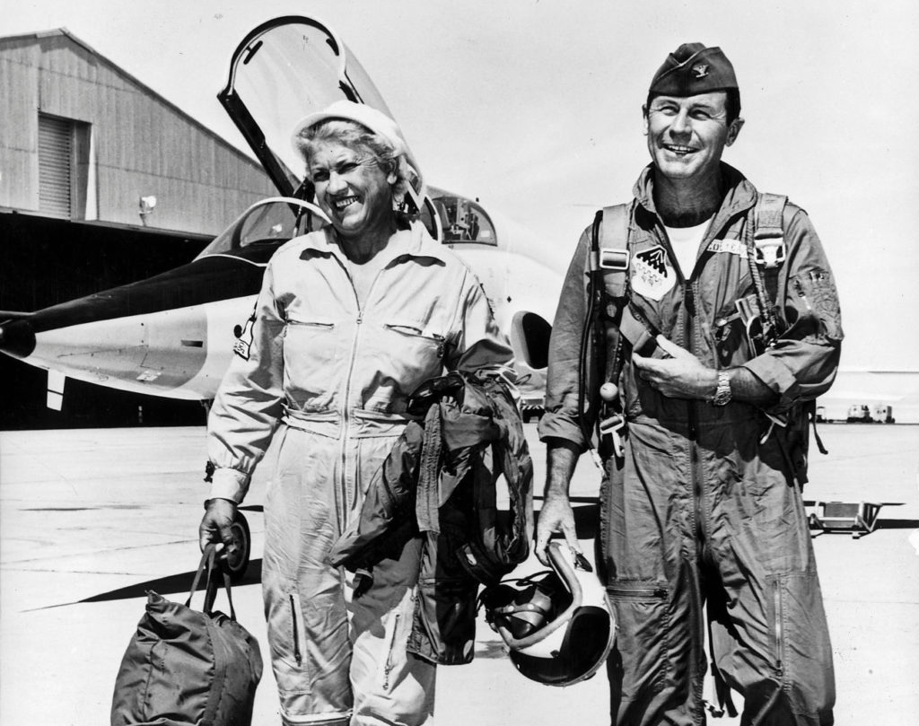 Jackie Cochran met Chuck Yeager.